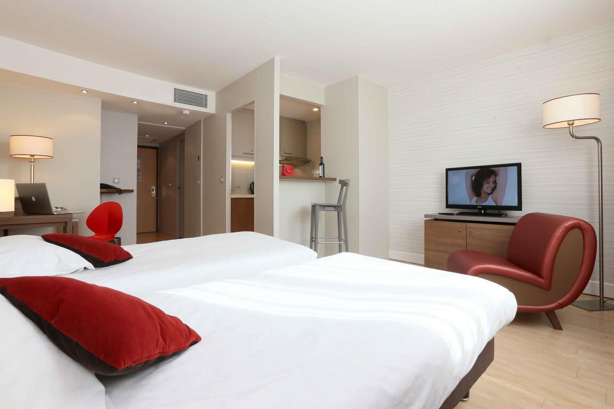 Aparthotel Adagio Original Thoiry Geneve Exterior foto